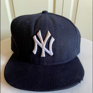 New York Yankees Black Cap